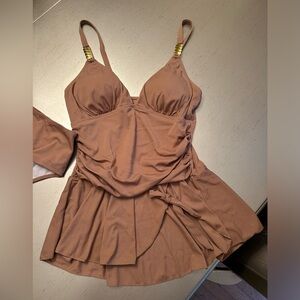 Tankini swim set with ruched/tied hem detail